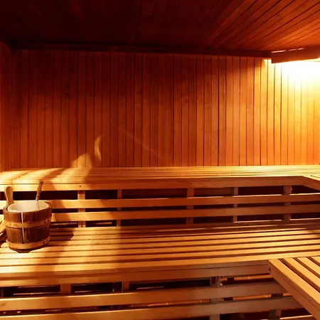 מלון & Herrihof 3*